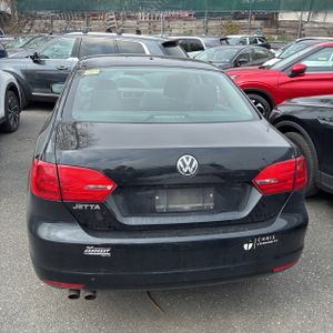 VOLKSWAGEN JETTA BASE - 7