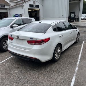 صورة 7 لـ 2017 KIA OPTIMA LX