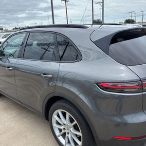 PORSCHE CAYENNE BASE - 6