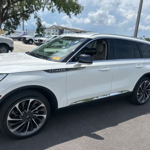 2020 Lincoln AVIATOR RESERVE — фото 2