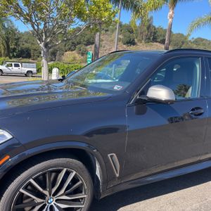 صورة 2 لـ 2020 BMW X5 M50I