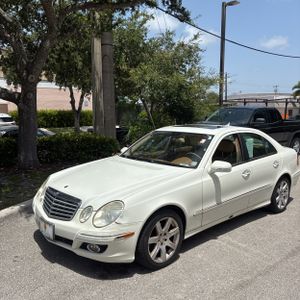 صورة 1 لـ 2007 Mercedes-BENZ E-CLASS