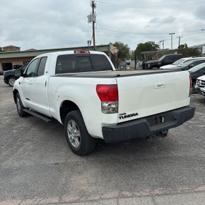 TOYOTA TUNDRA - 5