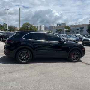 PORSCHE CAYENNE - 10