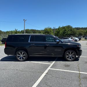 CHEVROLET SUBURBAN - 10