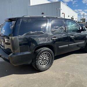 CHEVROLET TAHOE LS - 8