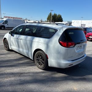 CHRYSLER VOYAGER LXI - 5