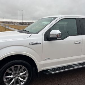FORD F-150 LARIAT - 2