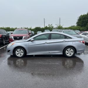 HYUNDAI SONATA HYBRID BASE - 3
