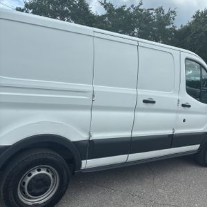 FORD TRANSIT 150 - 9