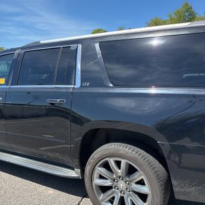 CHEVROLET SUBURBAN LTZ - 6