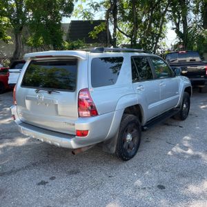 صورة 8 لـ 2004 Toyota 4RUNNER SR5