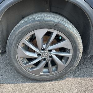 2016 Nissan ROGUE SL — миниатюра 19