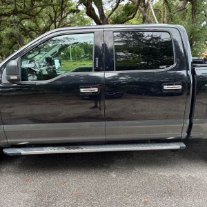FORD F-150 XLT - 4