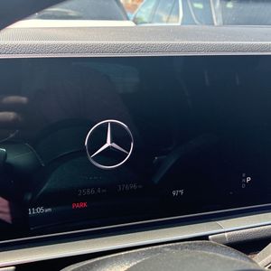 2025 Mercedes-BENZ GLE — миниатюра 49