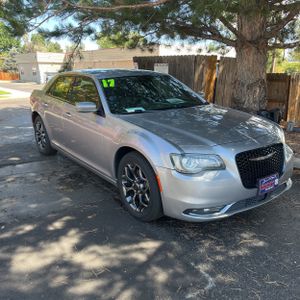 2017 Chrysler 300 300S 照片 12