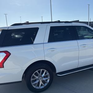 صورة 9 لـ 2021 FORD EXPEDITION XLT