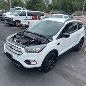 FORD ESCAPE SE - 1