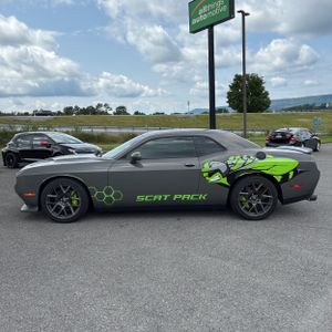 صورة 3 لـ 2018 Dodge CHALLENGER R/T SCAT PACK