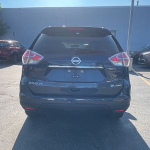 2015 Nissan ROGUE SL 照片 7