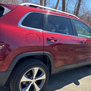 JEEP CHEROKEE LIMITED - 9