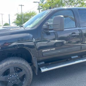 2013 Chevrolet SILVERADO 2500HD LTZ — фото 2