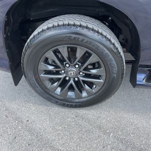 صورة مصغرة 19 لـ 2023 Lexus GX 460 BASE