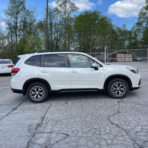 SUBARU FORESTER PREMIUM - 10