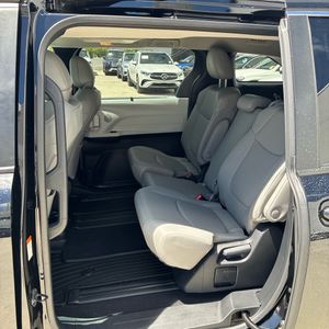 2025 Toyota SIENNA XLE 8-PASSENGER 照片 34