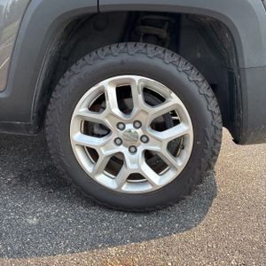 2017 JEEP RENEGADE LATITUDE — миниатюра 18