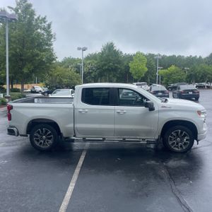 2023 Chevrolet SILVERADO 1500 RST 照片 10