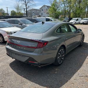 HYUNDAI SONATA LIMITED - 8