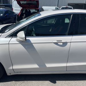 FORD FUSION TITANIUM - 4