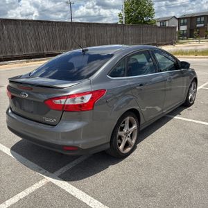 FORD FOCUS TITANIUM - 8