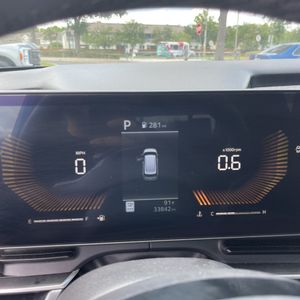 2025 KIA CARNIVAL LXS thumbnail 40