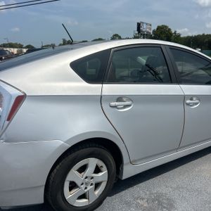 2011 Toyota PRIUS FOUR — фото 9