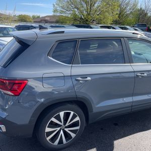 VOLKSWAGEN TAOS SE 4MOTION - 9