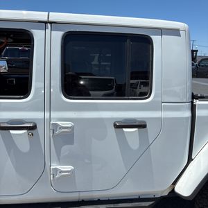 صورة مصغرة 62 لـ 2022 JEEP GLADIATOR MOJAVE