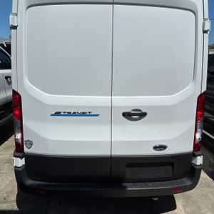 FORD E-TRANSIT 350 - 4