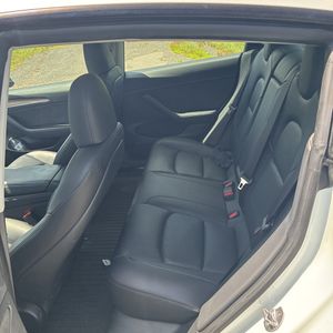 صورة مصغرة 33 لـ 2023 Tesla MODEL 3 BASE