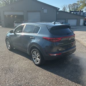 KIA SPORTAGE LX - 5