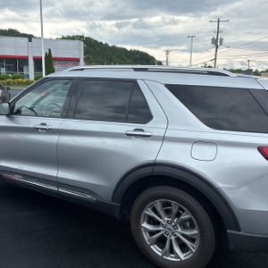 FORD EXPLORER LIMITED - 6