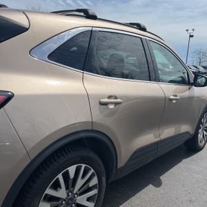 FORD ESCAPE TITANIUM - 9