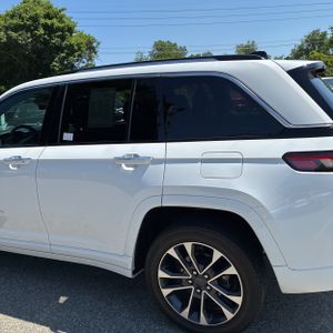 2023 JEEP GRAND CHEROKEE OVERLAND 照片 6