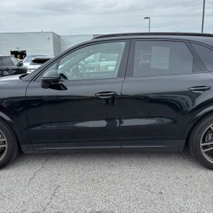 PORSCHE CAYENNE S PLATINUM EDITION - 4