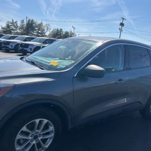 FORD ESCAPE HYBRID SE - 2