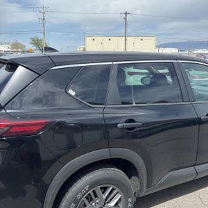 NISSAN ROGUE S INTELLIGENT AWD - 9