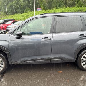 صورة 4 لـ 2025 Subaru FORESTER TOURING HYBRID