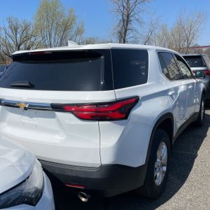 CHEVROLET TRAVERSE LS - 10