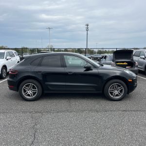 PORSCHE MACAN BASE - 10